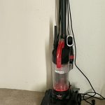 BISSELL CleanView Compact Upright Vacuum, Fits In Dorm Rooms & Apartments, Lightweight with Powerful Suction and Removable Extension Wand, 3508, Red,black photo review