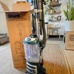 Shark ZU503AMZ Navigator Lift-Away Upright Vacuum with Self-Cleaning Brushroll, HEPA Filter, Swivel Steering, Upholstery Tool & Pet Crevice Tool, Perfect for Pets & Multi-Surface, Teal photo review