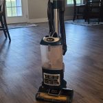 Shark ZU503AMZ Navigator Lift-Away Upright Vacuum with Self-Cleaning Brushroll, HEPA Filter, Swivel Steering, Upholstery Tool & Pet Crevice Tool, Perfect for Pets & Multi-Surface, Teal photo review