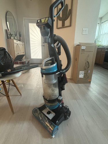 BISSELL CleanView Swivel Vacuum with Triple Action Brush Roll, Swivel Steering, Extension Wand, Easy-Empty Dirt Tank, Multi-Cyclonic Suction System photo review