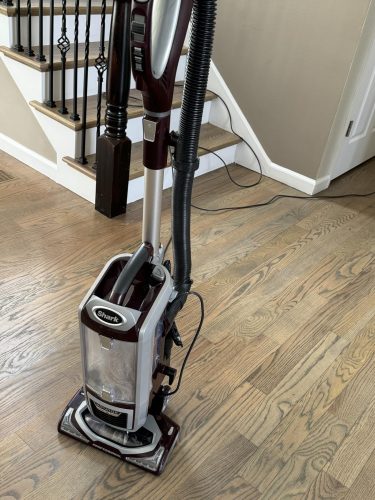 Shark Rotator Powered Lift-Away TruePet Upright Corded Bagless Vacuum for Carpet and Hard Floor with Hand Vacuum and Anti-Allergy Seal (NV752), Bordeaux (Renewed) photo review