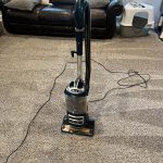 Shark ZU503AMZ Navigator Lift-Away Upright Vacuum with Self-Cleaning Brushroll, HEPA Filter, Swivel Steering, Upholstery Tool & Pet Crevice Tool, Perfect for Pets & Multi-Surface, Teal photo review