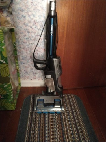 Shark Rotator Powered Lift-Away TruePet Upright Corded Bagless Vacuum for Carpet and Hard Floor with Hand Vacuum and Anti-Allergy Seal (NV752), Bordeaux (Renewed) photo review